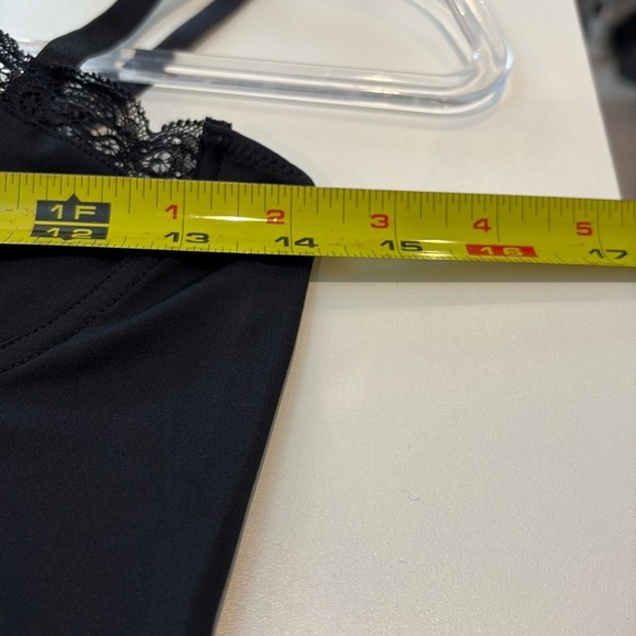 Lioness Camisole Lace Top - Picture 5 of 9